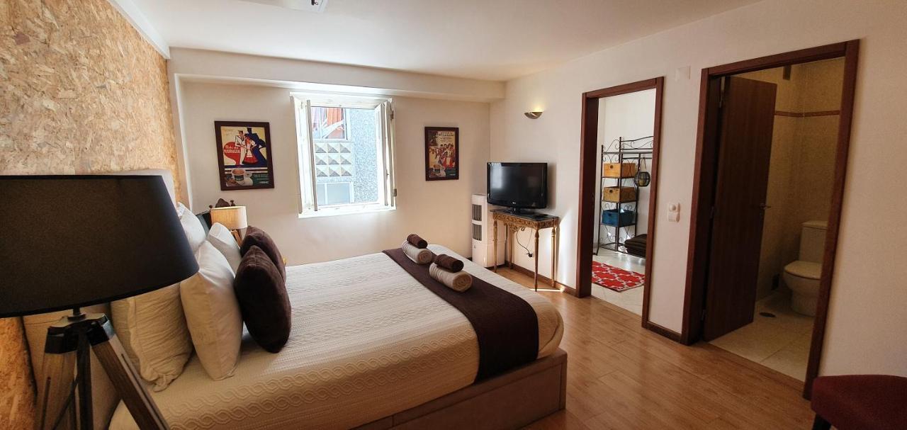 Casa Do Criativo Bed&Breakfast Almada Kültér fotó