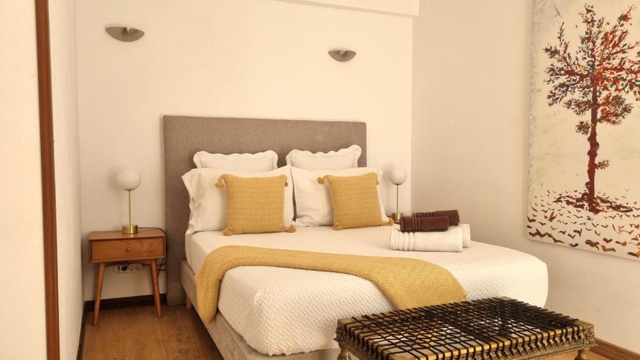 Casa Do Criativo Bed&Breakfast Almada Kültér fotó